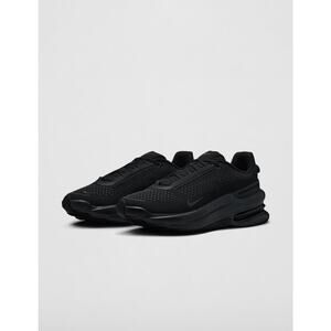 NWT Nike Men's Air Zoom Upturn Sc Sneaker, Black/Anthracite/Black, 11